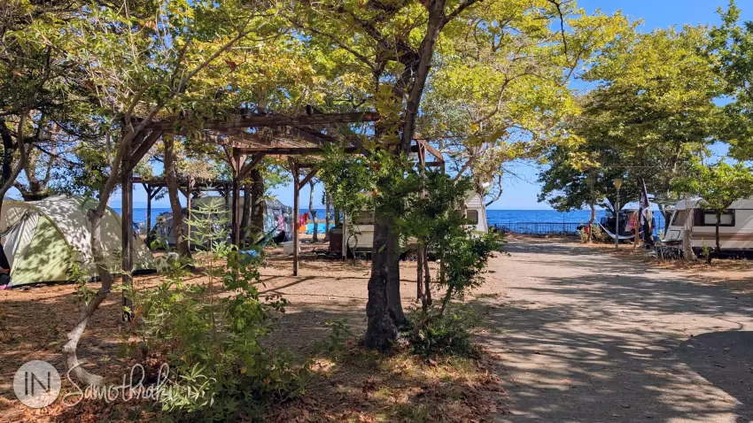 Camping Varades is located right on the seafront.