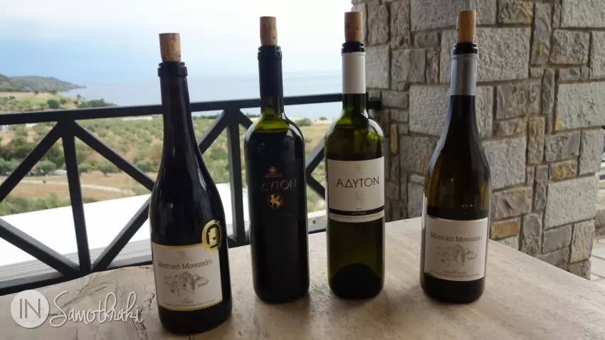 Let the tasting begin: Mistiko Monopati Syrah, Adyton Mavroudi & Syrah, Adyton Assyrtiko, Mistiko Monopati Malagousia
