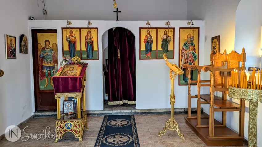 The original icon is kept in the Church of Chora. In the chapel there's a new icon of the Virgin Mary.