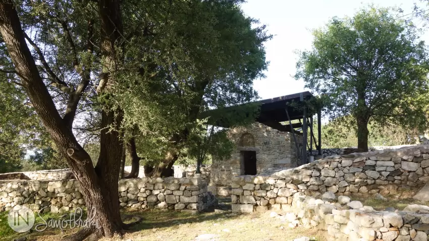 Only the ruins of the church and a few other buildings remain from the old monastery.
