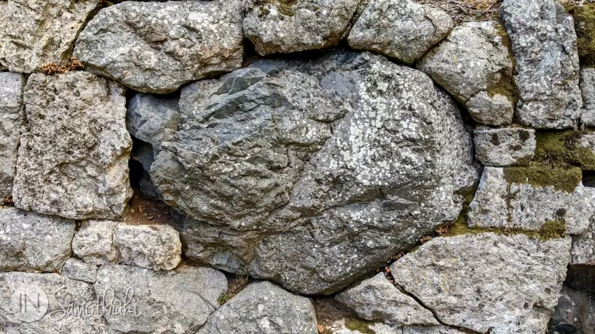 The stone map of the island