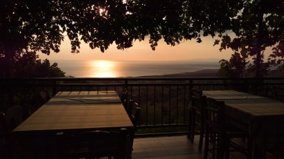 Sunset panorama at Taverna Paradeisos in Profitis Ilias