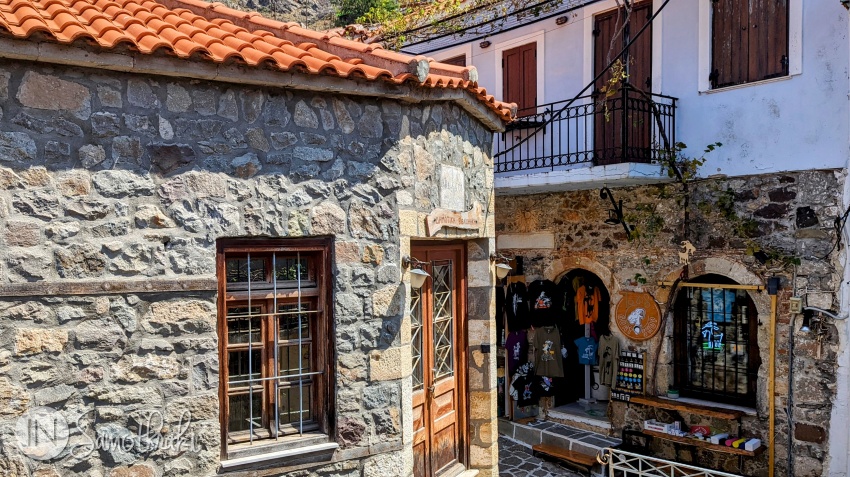 Goat Shop seen from the Meltemi bar terrace
