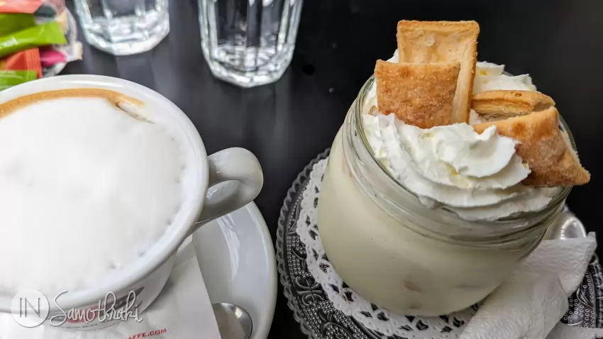 Millefeuille in a jar at the Stathmos Caf&eacute;